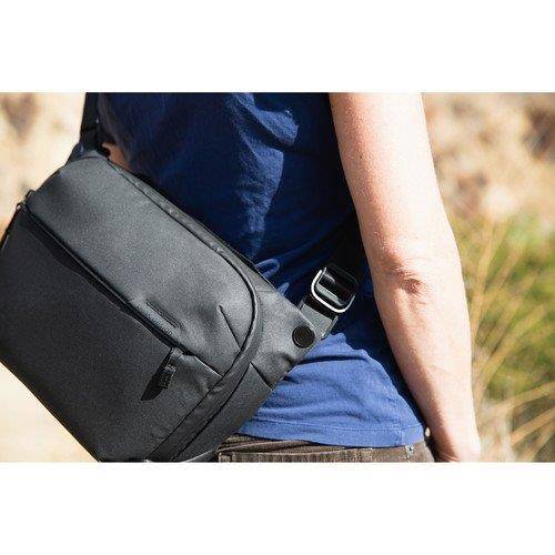 peak design everyday sling 6l v2 ash
