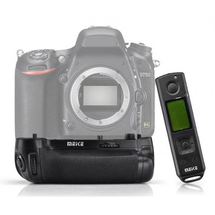 Battery Grip for Nikon D750 with Wireless Timer Remote Control