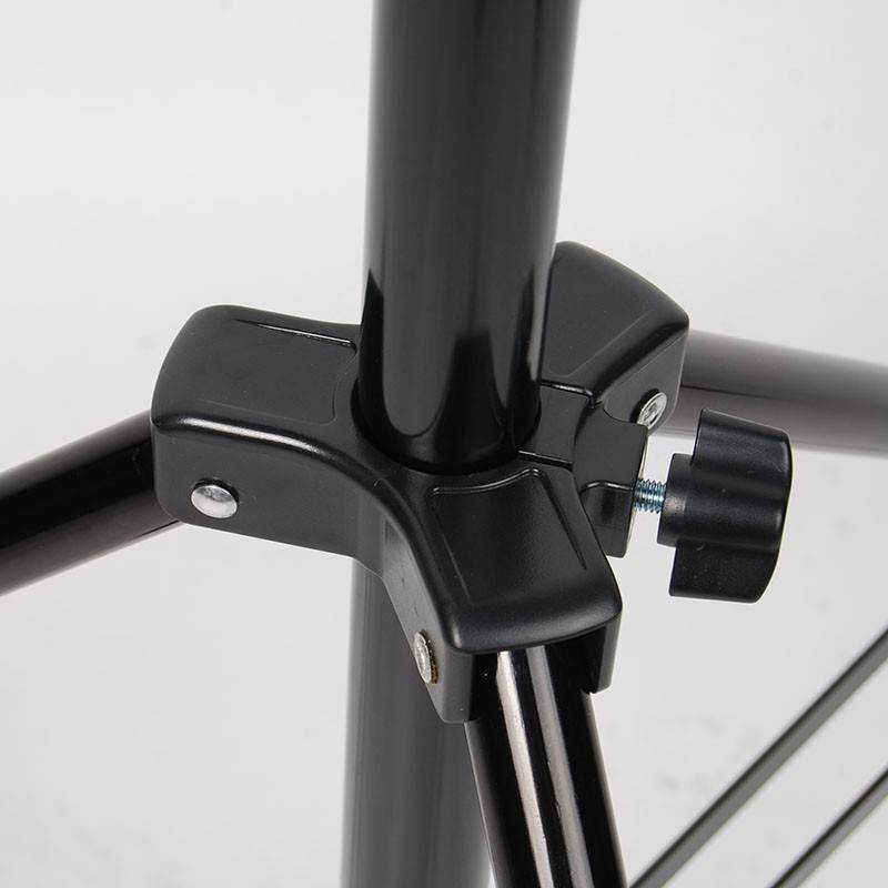 Basic 2.8M Light Stand with Detachable Spigot Camera2u Malaysia Top