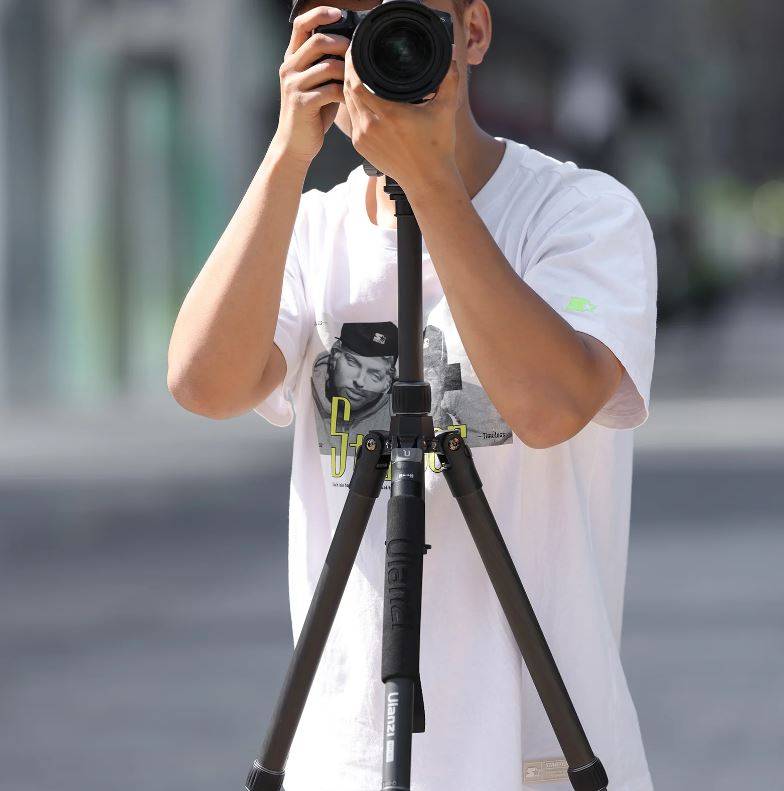 Ulanzi MT61 Carbon Fiber Alloy Travel Tripod Portable Monopod with